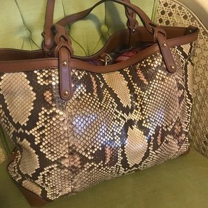 Gucci || Python Tote Shoulder Purse Soho Bag